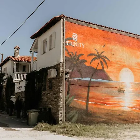 Trinity The Hotel 2*