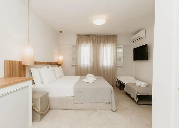 Trinity The 2* Αμμουλιανή