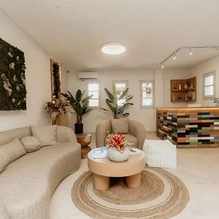 Trinity The אמוליאני