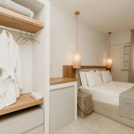 מלון Trinity The