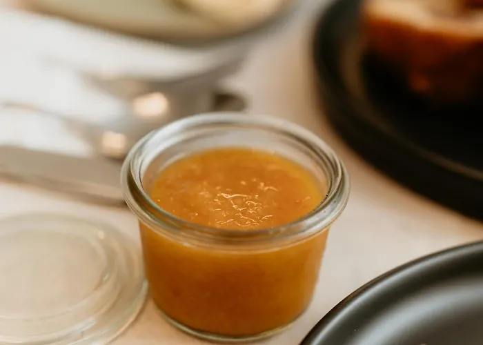 Trinity The Отель